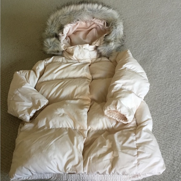 Uniqlo Other - Uniqlo Cream Winter Jacket